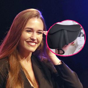 Neuer Luxus? Laura Müller packt Türchen Nummer 21 aus