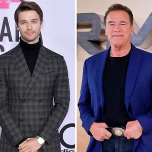 Mit Küchenschere: Arnold Schwarzenegger frisiert seinen Sohn