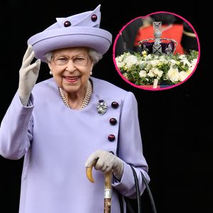 Blumen aus ihren Gärten: So ist der Sarg der Queen dekoriert