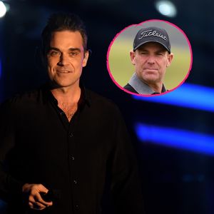 Emotional: Robbie Williams zollt Shane Warne (†52) Tribut