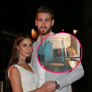Love-Date: Sila Sahin und ihr Samuel mit Sekt im Whirlpool