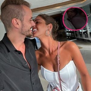 Intime Aufnahme: Julian Claßen und Tanja kuscheln im Bett