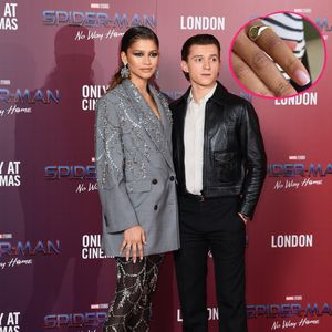 Tatsächlich verlobt? Zendaya trägt Ring mit Toms Initialen