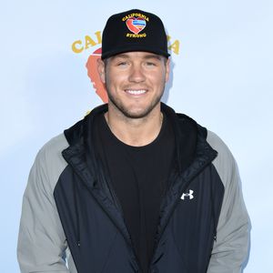Im Liebesurlaub! Hier knutscht Ex-Bachelor Colton einen Mann
