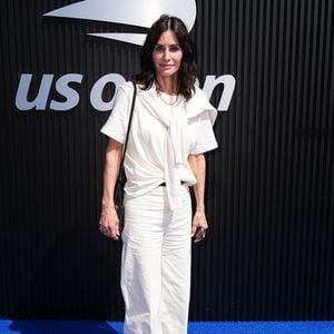 Courteney Cox spielt Schlagzeug zu neuem Justin-Bieber-Song