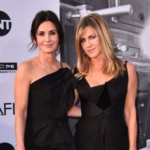 Jennifer Aniston nahm einige Modestücke aus "Friends" mit
