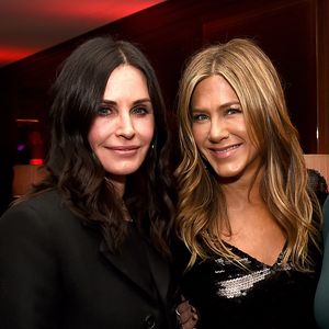 Courteney Cox feiert mit ihrer Freundin Jen 59. Geburtstag