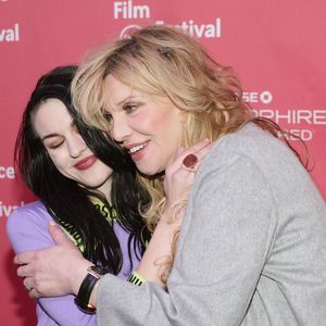 Heftig! Schwangere Courtney Love nahm Heroin