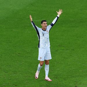 Schock nach Abpfiff: Fan wollte Cristiano Ronaldo anspringen