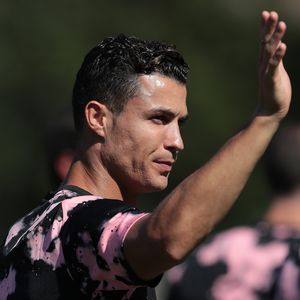 Talentiert? Cristiano Ronaldo ist jetzt Sänger!