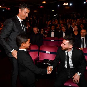 "Zu klein": Ronaldos Sohn hielt Lionel Messi nicht für echt