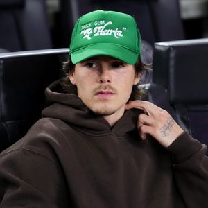 Inmitten des Streits: Cruz Beckham teilt altes Familienfoto