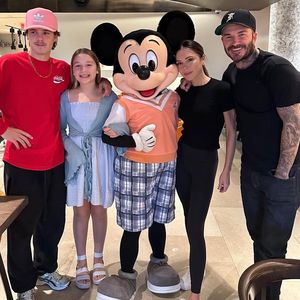 Auszeit: Victoria und David Beckham mit Kids im Disney World