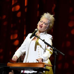 Cyndi Lauper räumt bei den Tony-Awards ab!