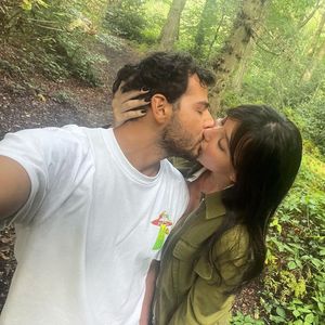 Daisy Lowe und ihr Partner Jordan Saul haben sich verlobt!