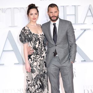 "Shades of Grey": Süße Ana nun endlich toughe Mrs. Grey!