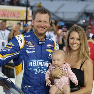 US-Motorsport-Star rettet eigene Familie aus brennendem Jet!
