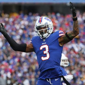 Damar Hamlin meldet sich nach Herzstillstand bei den Fans