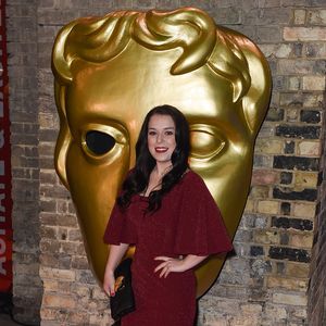 Dani Harmer spricht offen über Müdigkeit durch Perimenopause