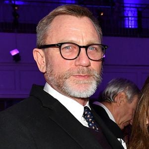 Bond 25: Daniel Craig relaxt, während sein Double schwitzt