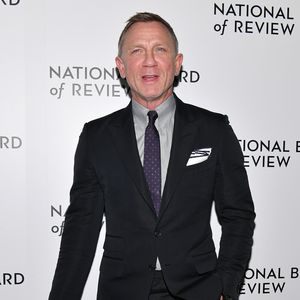 Daniel Craig & Rachel zeigen sich Hand in Hand