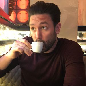 Nach Rolle in “Freundinnen”: Wird Daniel Völz Schauspieler?