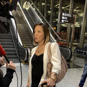 Strahlend schön: Danni Büchner bereit für Dschungel-Abflug