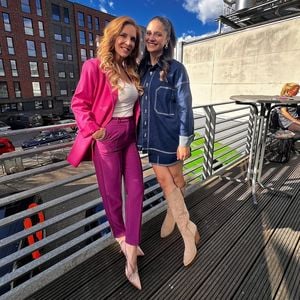 Hat Daniela Büchner hier etwa mit Photoshop nachgeholfen?