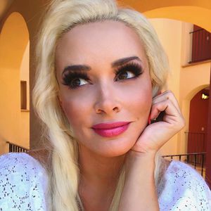 Nach Hate-Angriff: Daniela Katzenberger lächelt weiter!