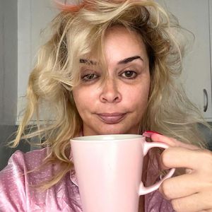 Daniela Katzenberger teilt verschlafenes Halloween-Selfie