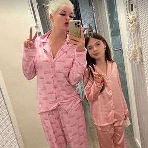 Daniela Katzenbergers Tochter (9) darf Fake-Nägel tragen