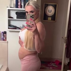 Wegen Gerüchten? Daniela Katzenberger zeigt ihren Bauch!