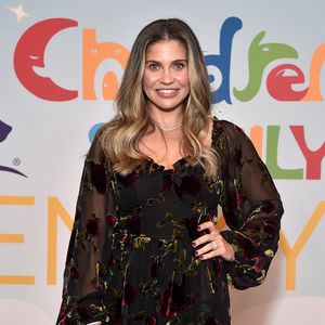 Brustkrebs: Danielle Fishel gibt erstes Gesundheitsupdate