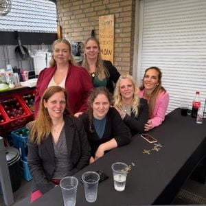Danni Büchner teilt seltenes Foto mit ihren fünf Schwestern