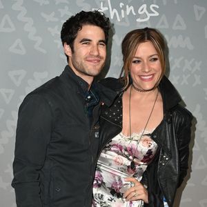 "Glee"-Star Darren Criss hat seine Freundin Mia geheiratet!