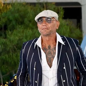 Vergeben? Dave Bautista küssend mit Unbekannter gesichtet