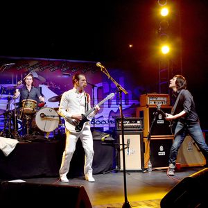 Comeback nach Anschlägen: Eagles of Death Metal rocken Paris