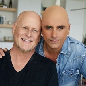 Dave Coulier verteidigt John Stamos nach Glatzenfoto-Kritik