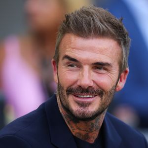 In David Beckhams Arbeitszimmer hängt Foto eines Royals