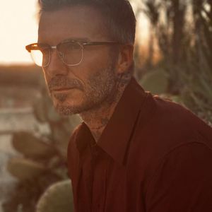 Mit Bart und Brille: David Beckham begeistert Fans im Netz