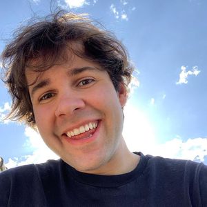 Letztes Video vom April: Hört David Dobrik mit YouTube auf?