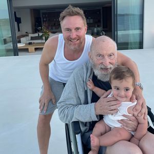 Richtig goldig: David Guetta postet Drei-Generationen-Foto