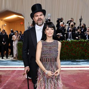 David Harbour verrät: So begann Liebesgeschichte mit Lily