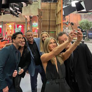 Jennifer Aniston teilt private Bilder der "Friends"-Reunion