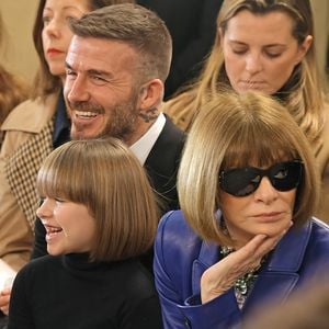 Stylisches Duo: Harper Beckham & Anna Wintour im Partnerlook