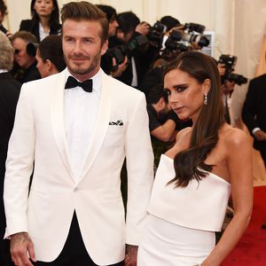 Für 2.000 €: Victoria & David Beckham schlürfen Luxus-Wein