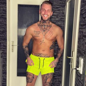 David Zickert will Schmuddeltattoo für Traumberuf entfernen