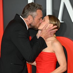 Kristen Bell und ihr Mann Dax knutschen bei Time100 Gala