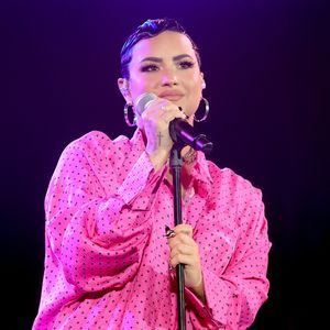 Song-Inspiration: Demi Lovato datete eine berühmte Frau!