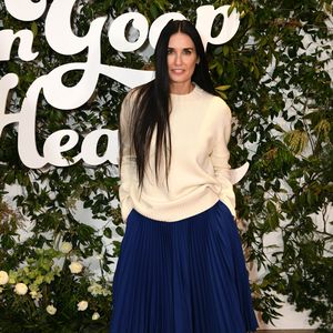 Zum 55. B-Day: Demi Moore geht als Sis ihrer Töchter durch!